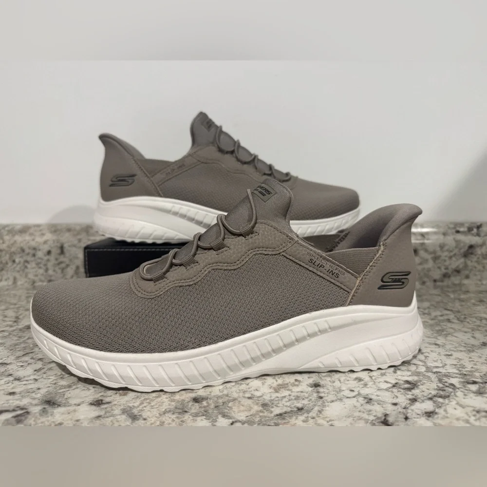 Skechers Hands Free Slip-ins: BOBS Sport Squad Chaos Taupe Women’s Size 10 NEW